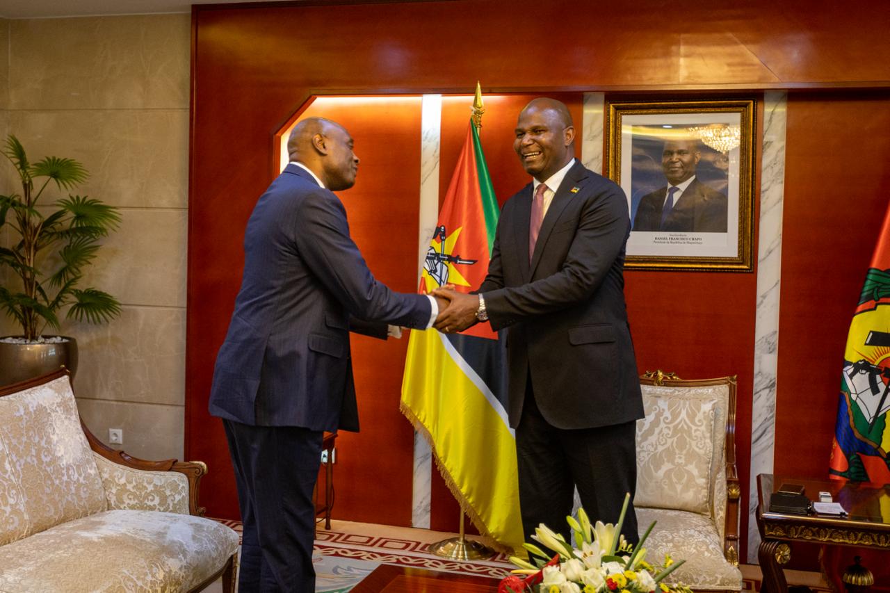 Chapo recebe embaixador congolês e destaca reforço da cooperação entre Moçambique e Congo