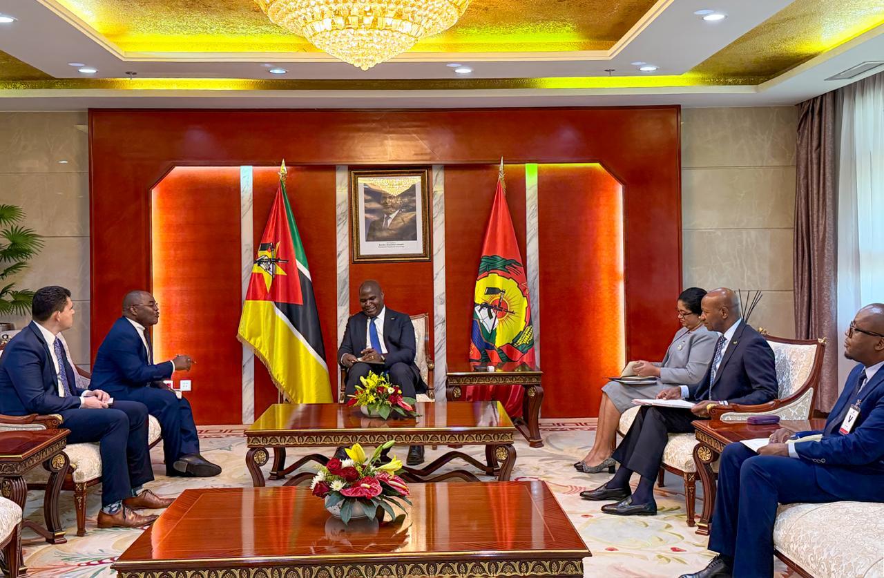 Presidente Chapo recebe Director Executivo da Primeira Constituência Africana do Banco Mundial