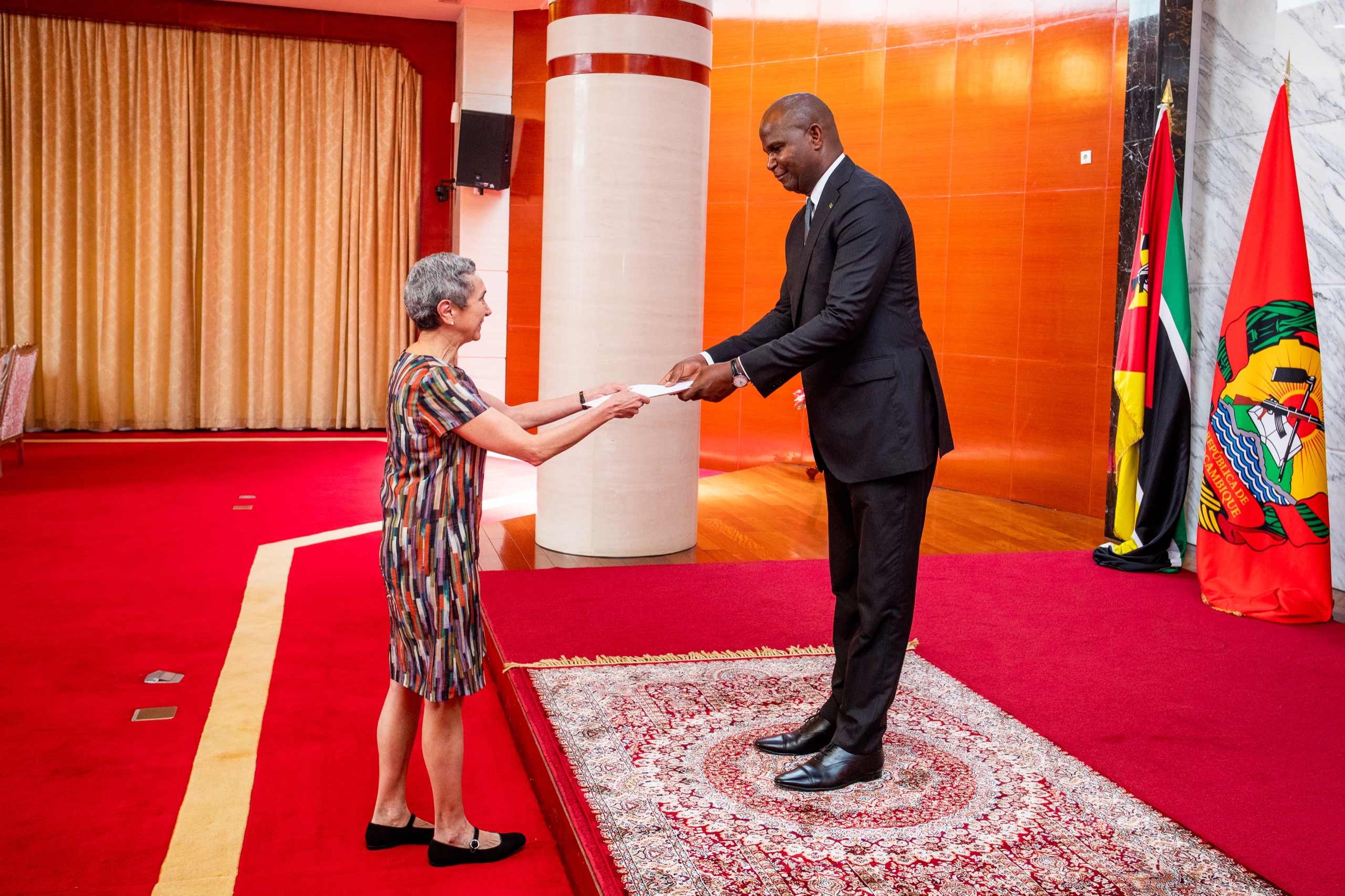 Presidente Daniel Chapo recebe cartas credenciais de novos diplomatas