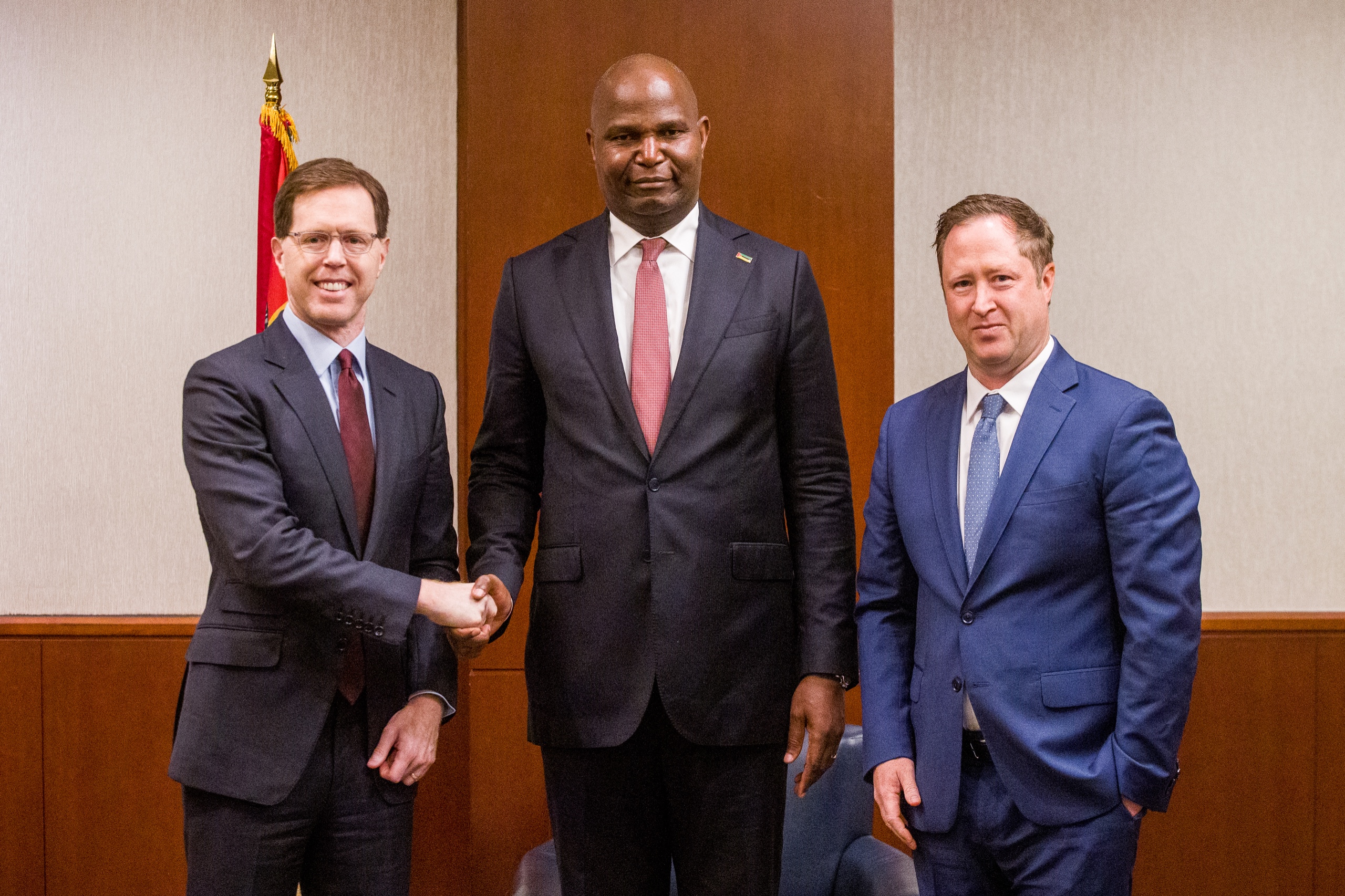 Moçambique capta interesse de investidores norte-americanos para infraestruturas, turismo e energia
