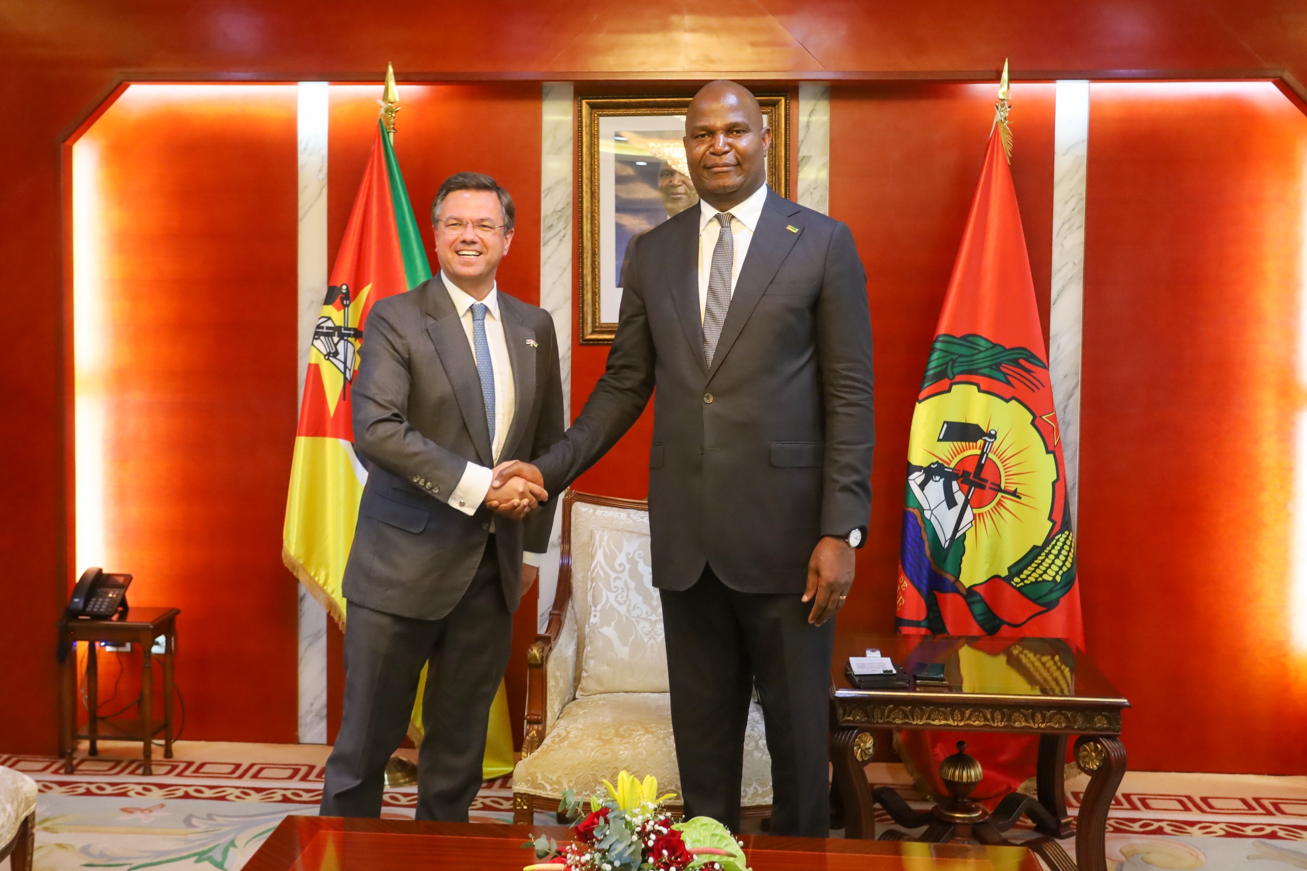 Portugal e União Europeia Manifestam Confiança no Futuro de Moçambique