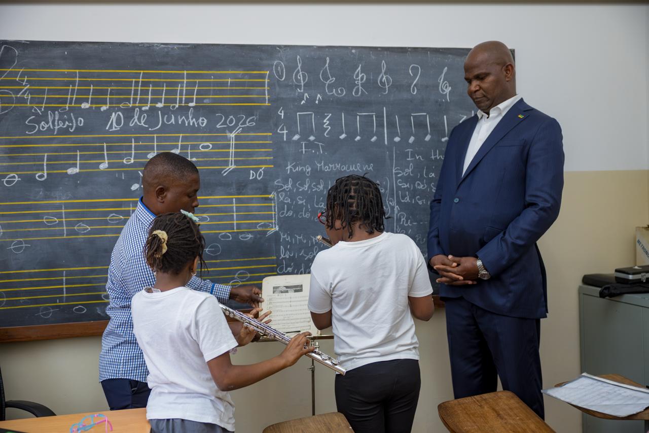 Presidente Chapo Anuncia Expansão da Escola Nacional de Música