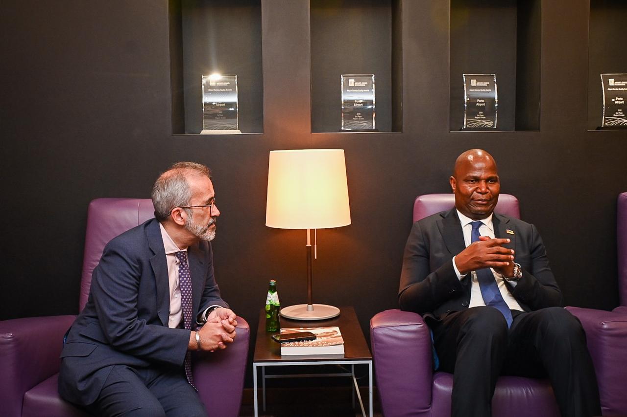 Presidente Chapo Inicia Visita Oficial a Portugal para a VI Cimeira Bilateral