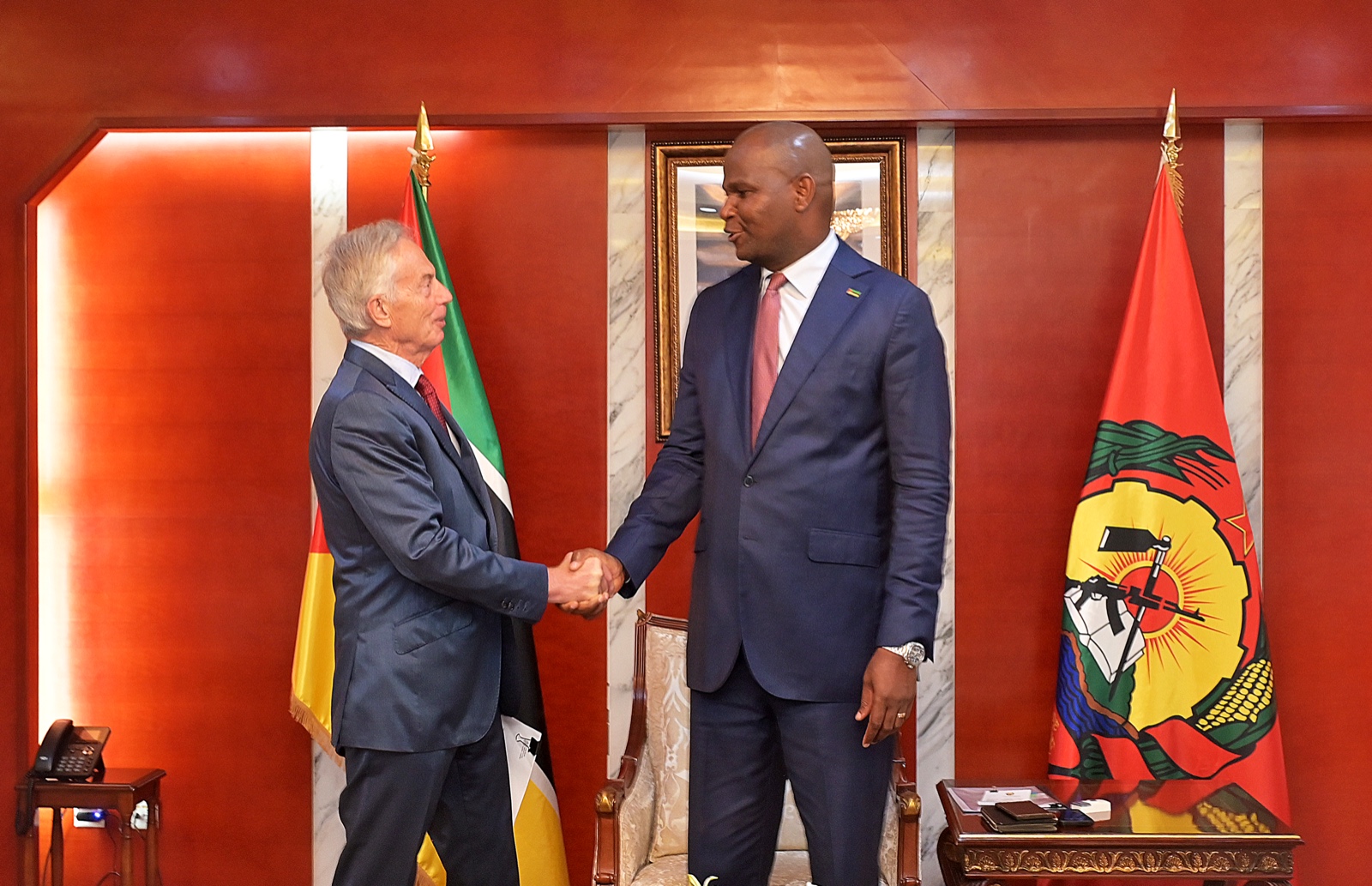 Tony Blair elogia Diálogo Nacional Inclusivo liderado pelo Presidente Chapo